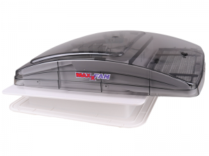 Maxxair Maxxfan Deluxe Roof Fan With Remote - Clear/Tint